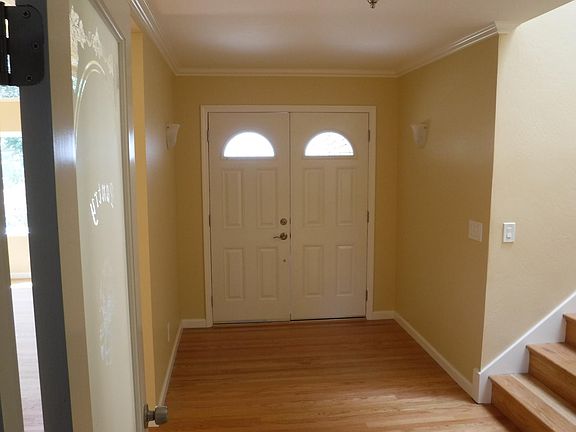2nd image of 1257 Van Dyck Dr