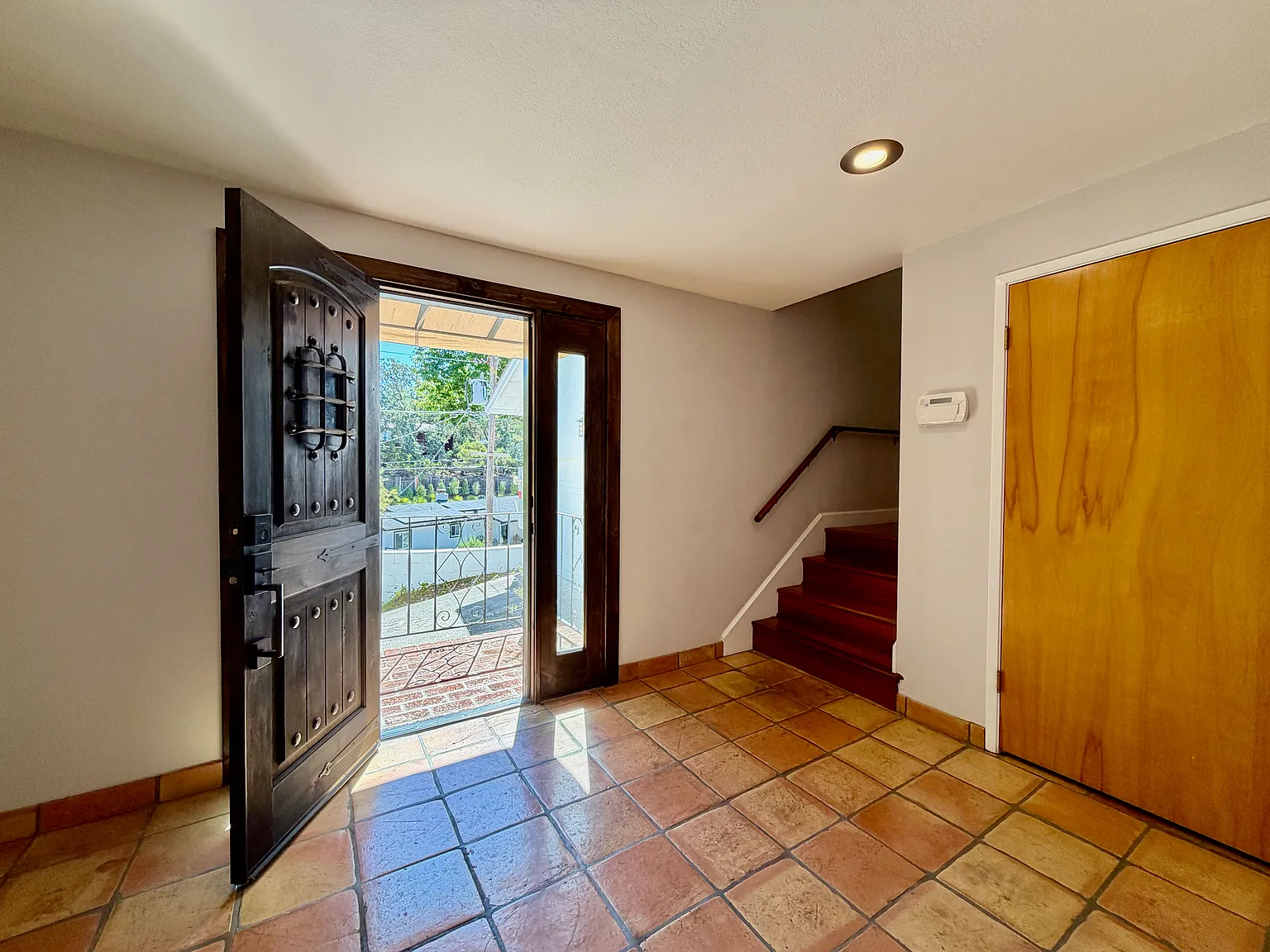 4 bed, 2784 sqft, $4,750 — Photo 2