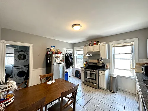 9 Taft St #3F Photo 1