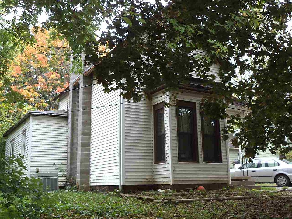 2nd image of 612 N 5th St