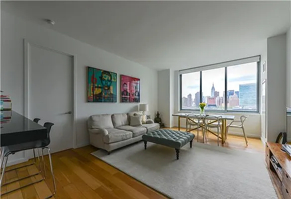 Rented by 212 Consulting Corp | media 15