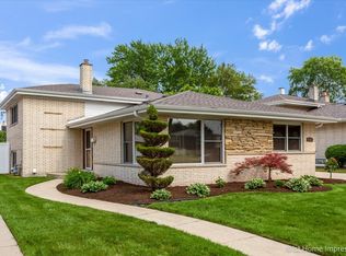 10329 Lockwood Ave, Oak Lawn, IL 60453