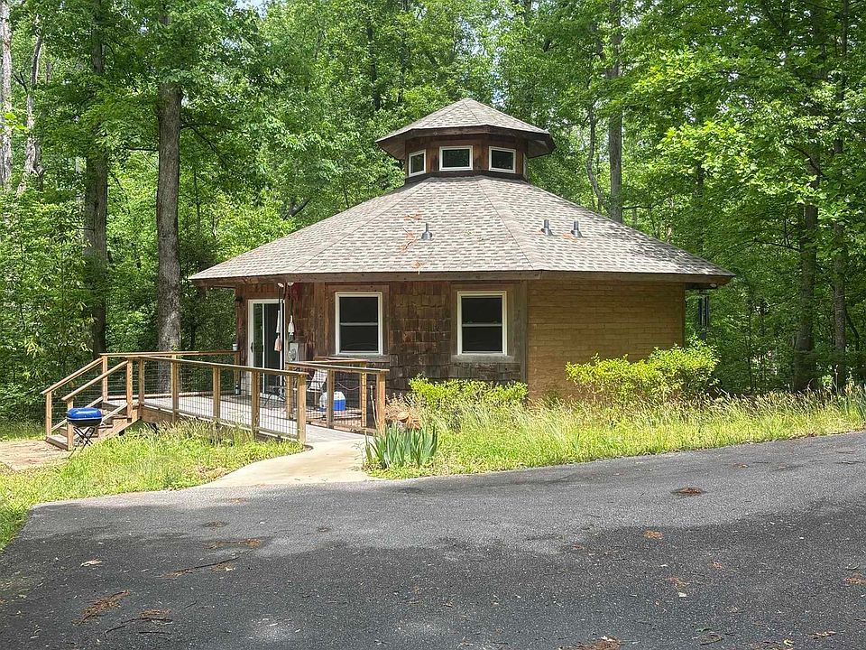 1st image of 230 Enoree Rd