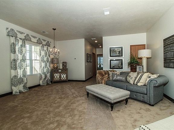 2nd image of 46810 Red Fox Ln Unit 21