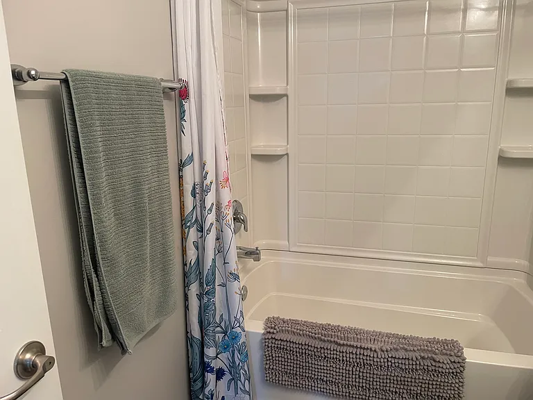 124 Chapel Lake S — Photo 27