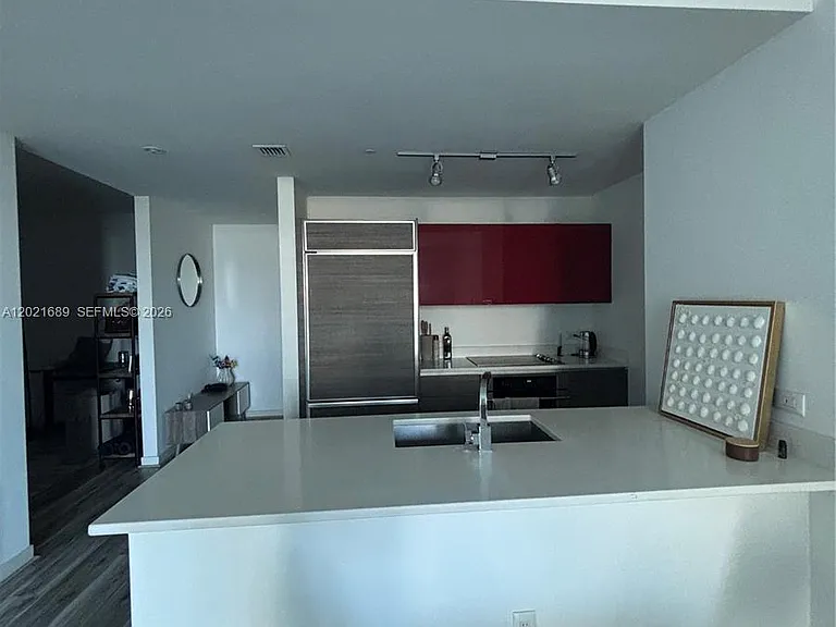 1100 S Miami Ave #802 — Photo 2