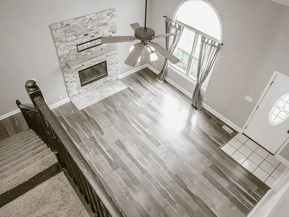 4th image of 1659 Barrywood Cir E