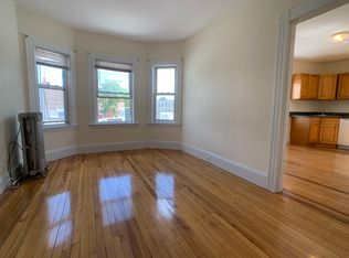 384 1/2 Washington St APT 4, Brighton, MA 02135