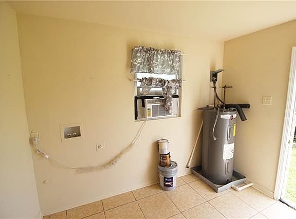 2nd image of 1403 Socrates St