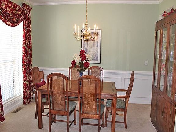5th image of 403 Whisper Wind Ln