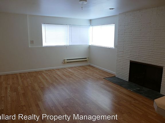 2nd image of 2272 Gilman Dr W APT 5
