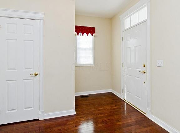 5th image of 5189 Hanover Close