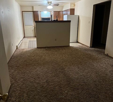 2nd image of 49 Little St