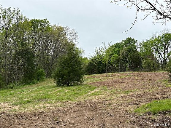 4th image of County Road 810