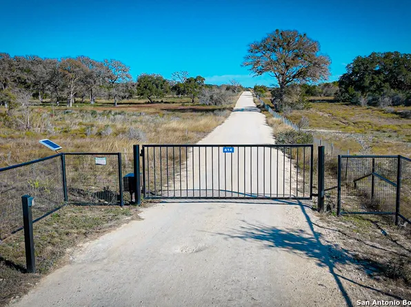 344 red byrd LOT 9 & 2, Pipe Creek, TX 78063