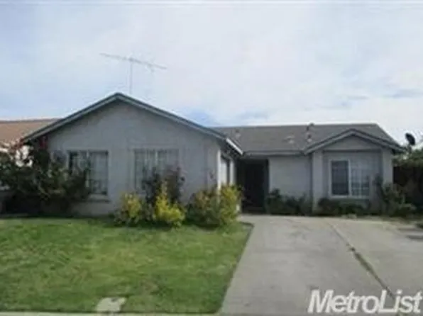 7280 N Onyx Ave, Winton, CA 95388