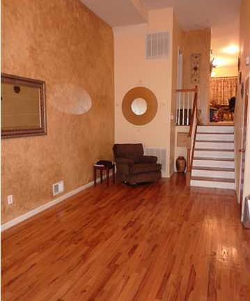 4th image of 18 Layton Ave #B