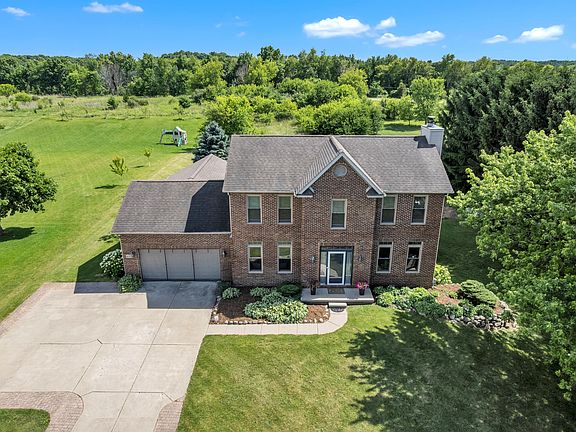 2nd image of 4379 Lori Lynn Ln