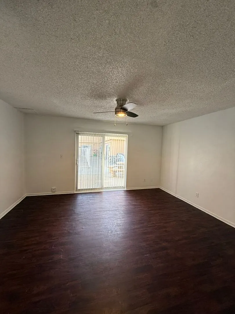 2 Bed-1 Bath Two Story Apartment located in El Cajon — Photo 3