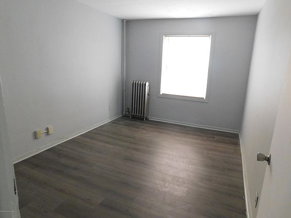 3rd image of 34 2nd Ave