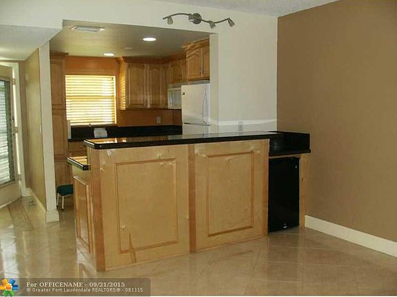 5th image of 606 SW Natura Blvd APT 102
