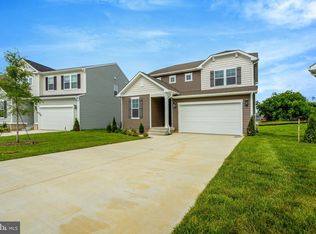 106 Midsummer Ln, Middletown, VA 22645