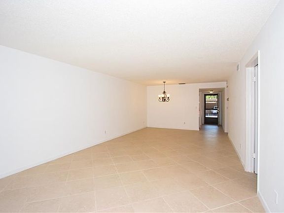 5th image of 1750 Belleair Forest Dr APT C6