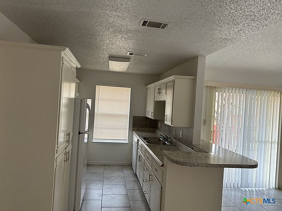 4th image of 2405 Bermuda Dr