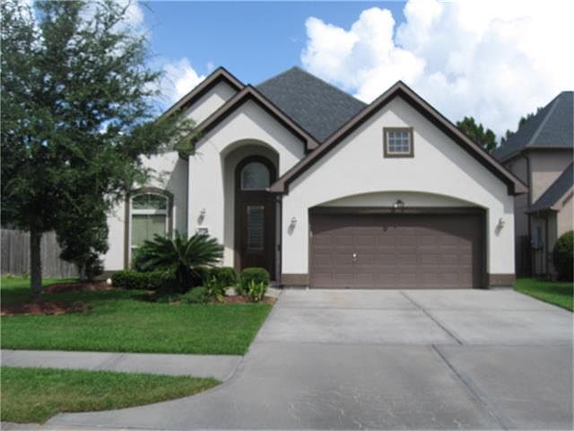 1st image of 1620 Garden Lakes Dr