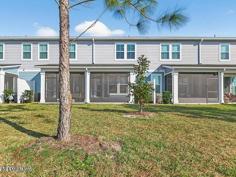 260 Brandon Lakes Dr — Photo 41