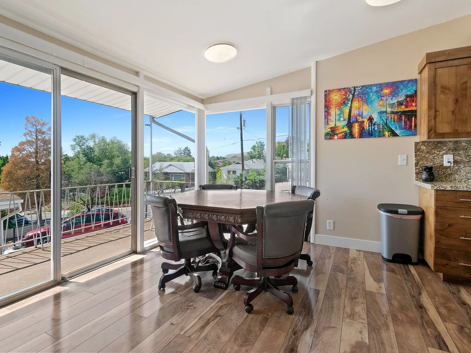 3 bed, 1690 sqft, $2,850 — Photo 1