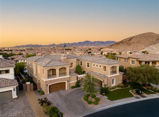8 Olympia Chase Dr, Las Vegas, NV 89141