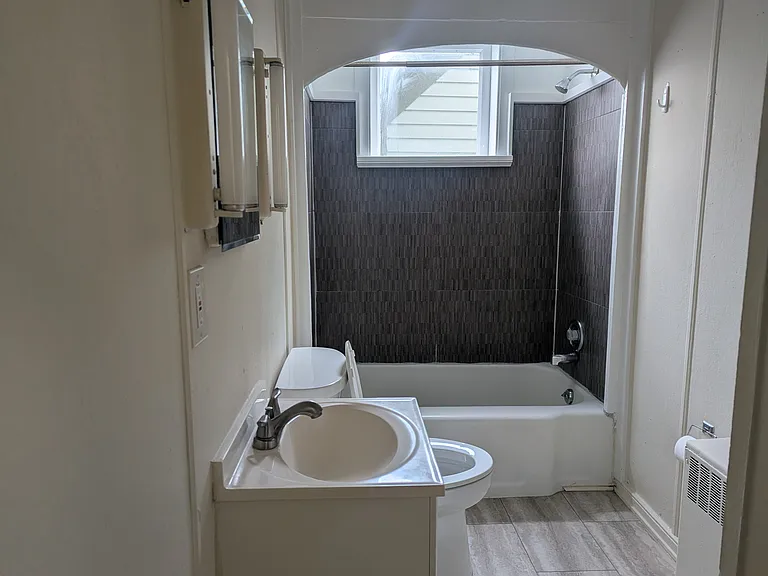 13 Bridge St #2 — Photo 5