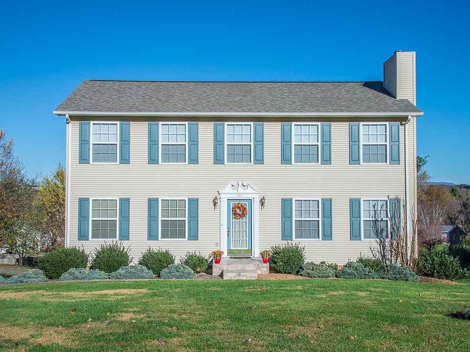 1st image of 309 Fairway Dr