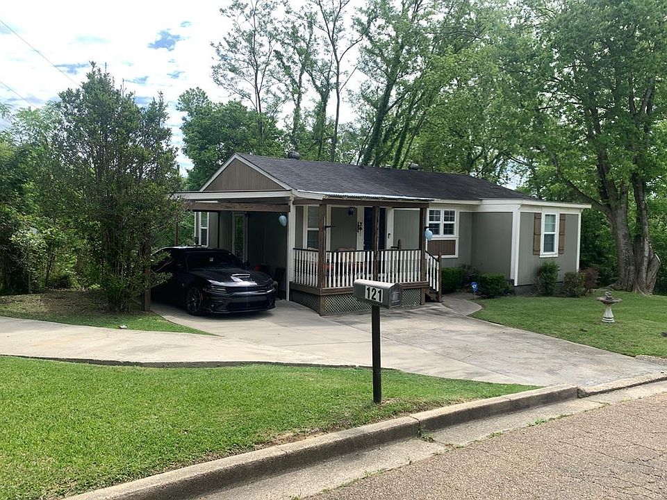 1st image of 121 Autumn Dr
