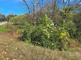 520 Healan Pl, Lenoir, NC 28645