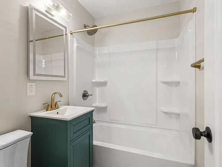 1710 Crescent Dr — Photo 13