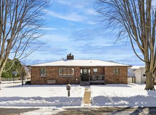 3336 E Fairchild St, La Crosse, WI 54601