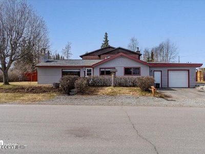 1120 Ermine St, Anchorage, AK, 99504