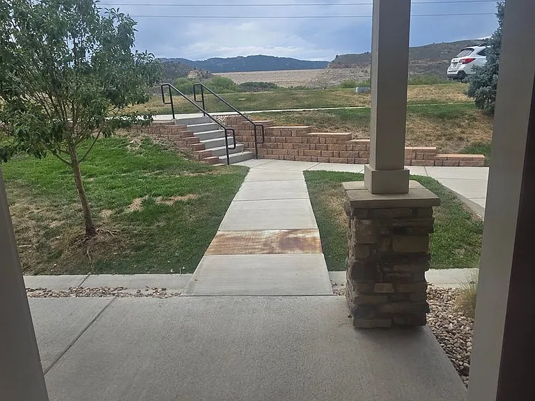 2421 Ridge Top Dr #5 — Photo 2