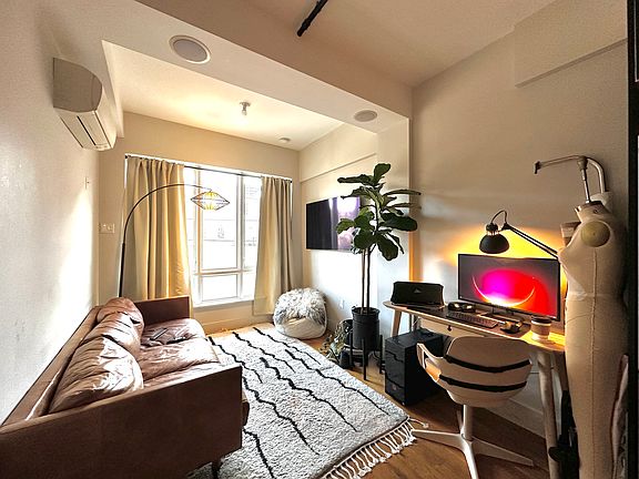 2nd image of 885 Dekalb Ave #202