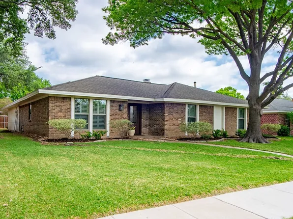 2107 Winterstone Dr, Plano, TX 75023