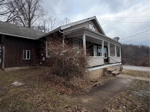 817 Thompson St, Turtle Creek, PA