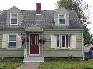 61 Avondale Ave, West Springfield, MA 01089