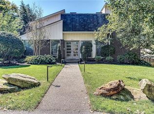 120 Beechwood Ln, Pittsburgh, PA