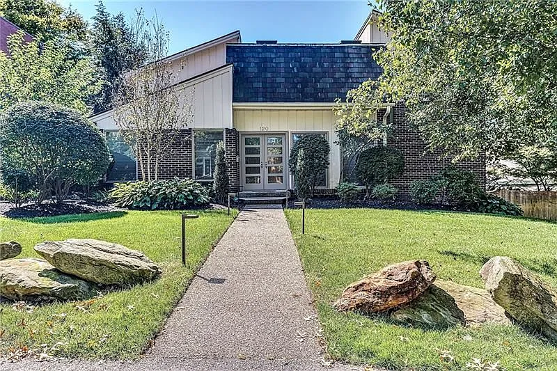 120 Beechwood Ln photo 1