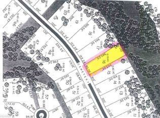 27 W Cemetery Ridge Rd, Galena, IL 61036