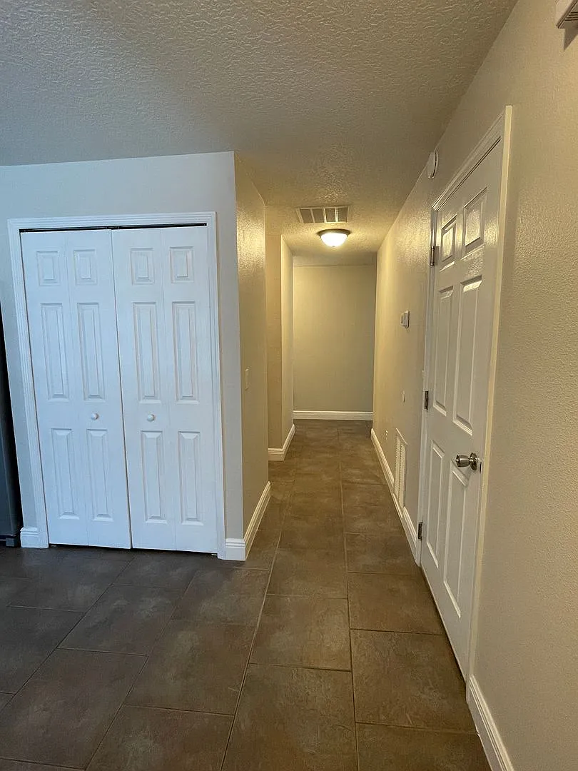 528 E Citrus Ave — Photo 2