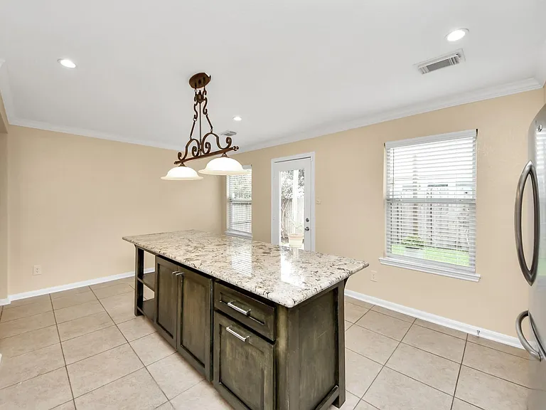 3815 Pebble Garden Ln — Photo 23
