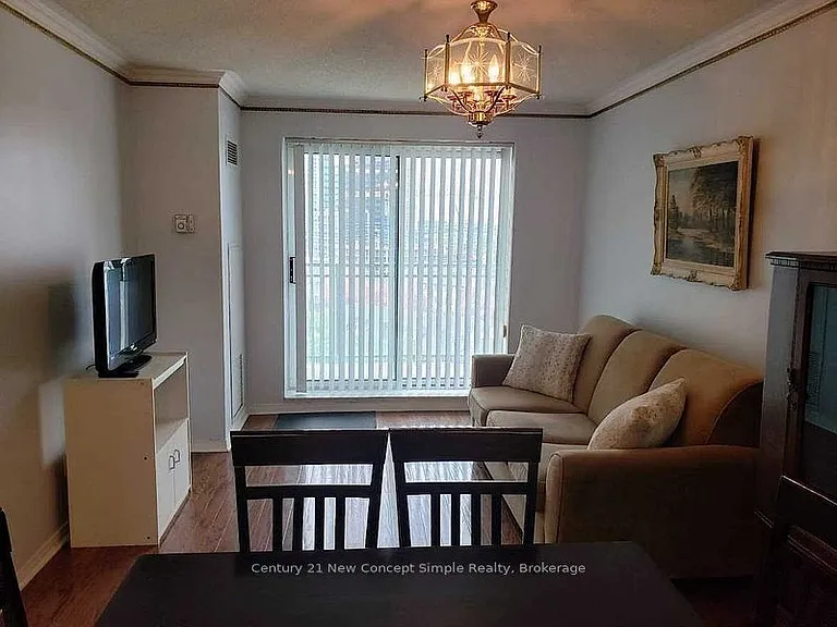 51 Baffin Ct #716 — Photo 2